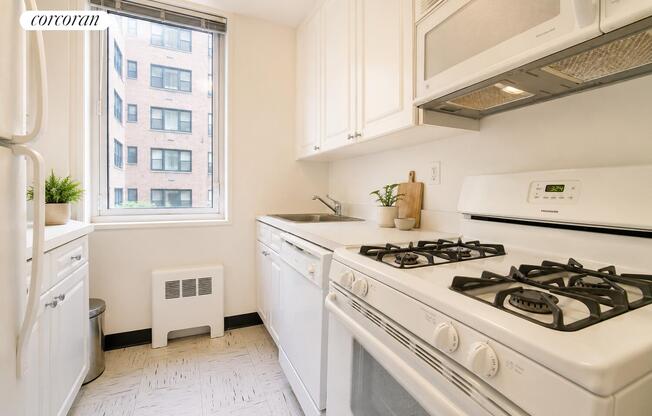 212 E 47th Street