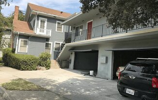 240 S HOLLISTON AVE