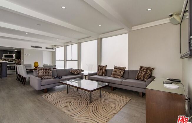 2 beds, 2 baths, 1,377 sqft, $4,900, Unit 702