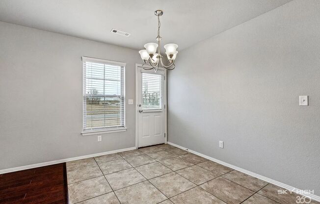 3 beds, 2 baths, 1,101 sqft, $1,299, Unit 1308A