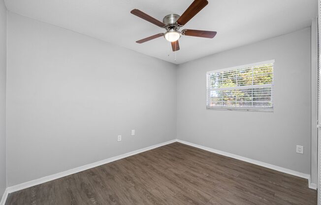 2 beds, 1 bath, 740 sqft, $1,395, Unit 211