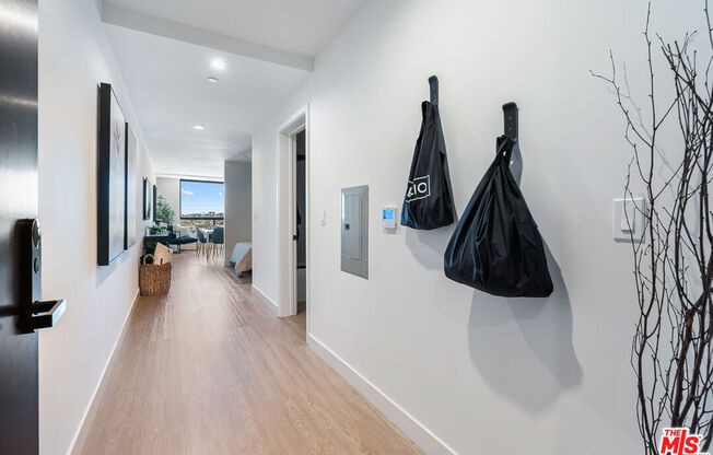Studio, 1 bath, 439 sqft, $3,195, Unit 643