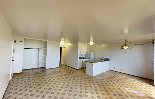 Recently updated Makaha Valley Plantation 2 Bedroom Available Now!