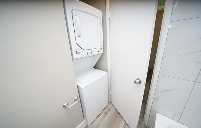 1 bed, 1 bath, $1,095