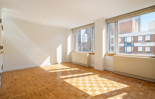 404 E 76th Street