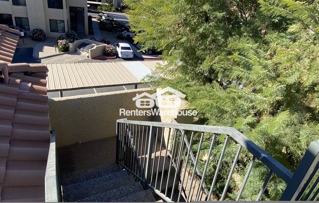 4925 E DESERT CV AVE