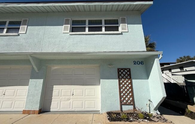 Upgraded Beachside Townhome for rent!