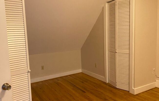 255 Ellsworth-430 Whalley
