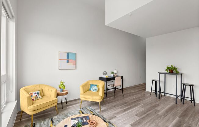 1 bed, 1 bath, 435 sqft, $1,350, Unit 612