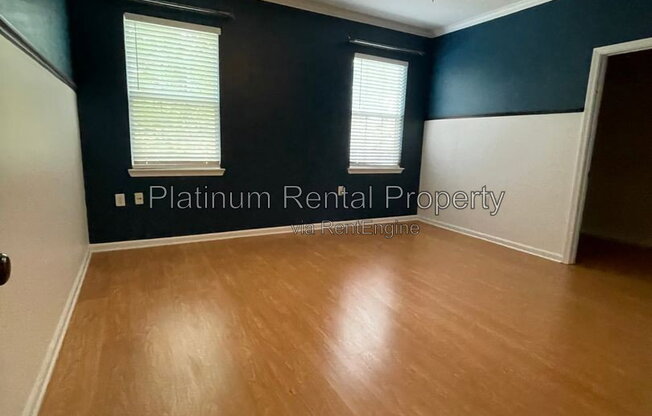 3 beds, 2.5 baths, 2,069 sqft, $2,095, Unit 10