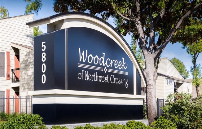 Woodcreek Hollister Apartments