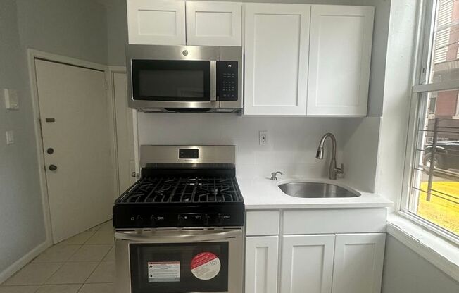 810 - OM-810 West Street LLC