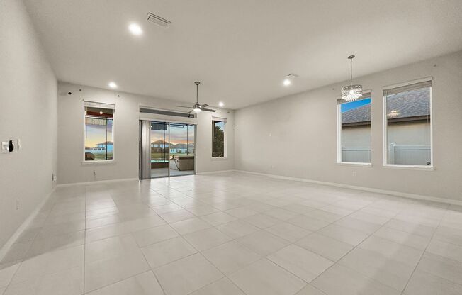 Riverview Gem – 4BR/2BA Home with Screened-In Hot Tub & Solar!!