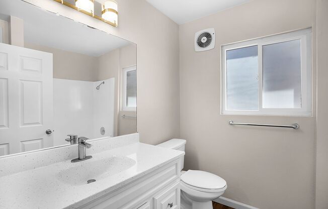 Studio, 1 bath, 395 sqft, $1,845, Unit 49-202