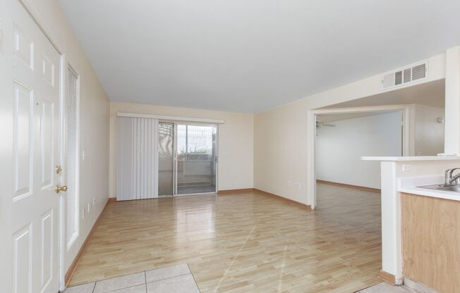 3 beds, 2 baths, $1,325, Unit Bldg 58