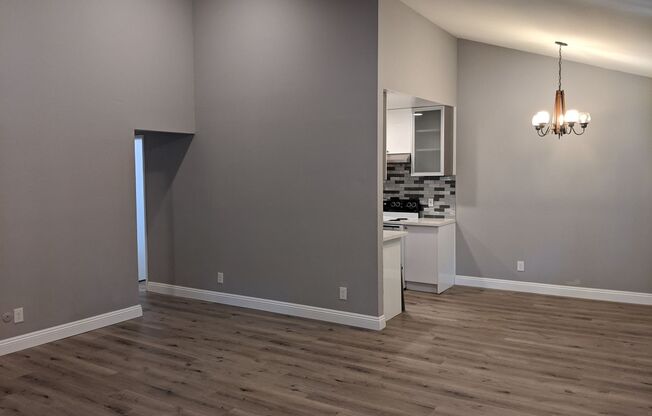 1436 E. Orange Grove