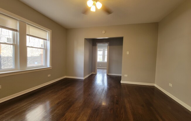 2914 W 64 ST