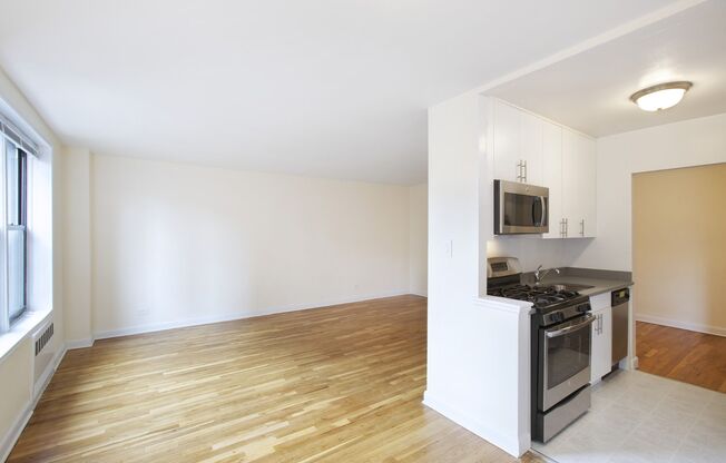 1 bed, 1 bath, 775 sqft, $2,650, Unit 5D