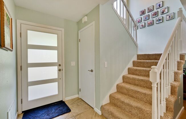 Large 3 Bed 2.5 Bath Townhome walking distance to Downtown Willow Glen!