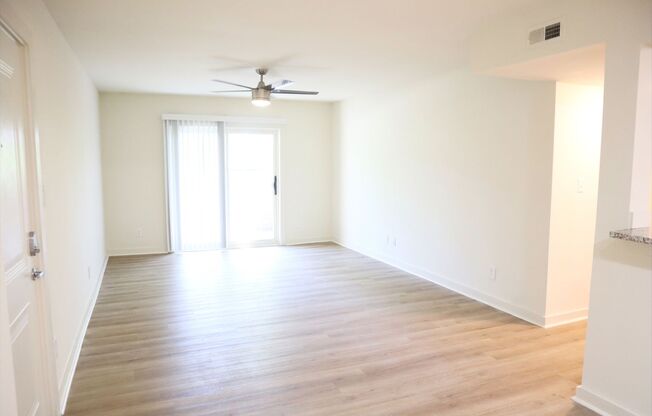 2 beds, 2 baths, 1,254 sqft, $1,799, Unit 491-113