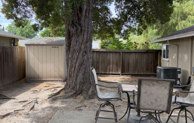WELL MAINTAINED HOME IN FAIR OAKS COMMUNITY OF PLEASANT HILL