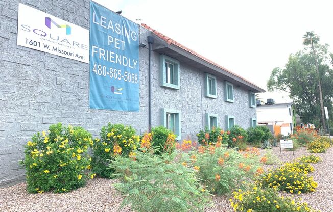 2 beds, 1 bath, 900 sqft, $1,290, Unit 8