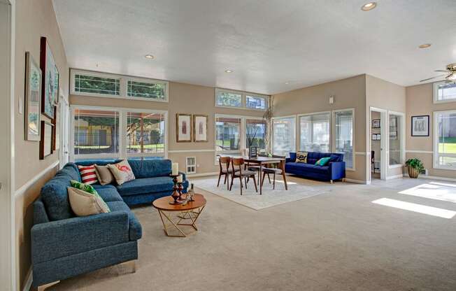 Soundview Clubhouse Apartments in Federal Way, WA