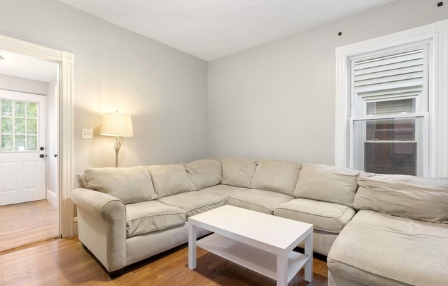635 Dorchester Ave.