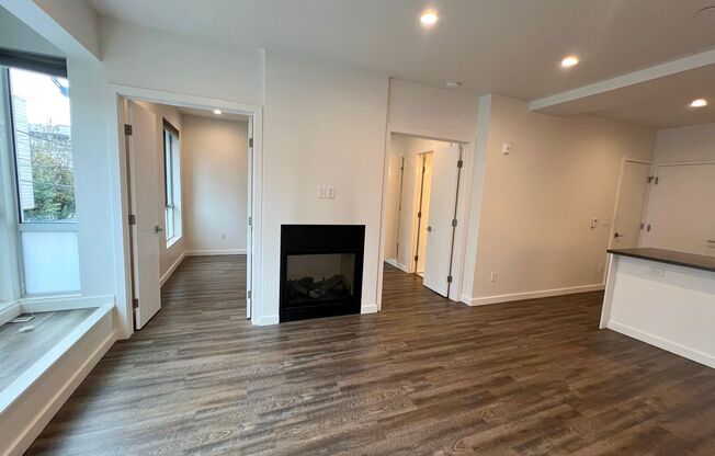 1 bed, 1 bath, 550 sqft, $2,750, Unit 02