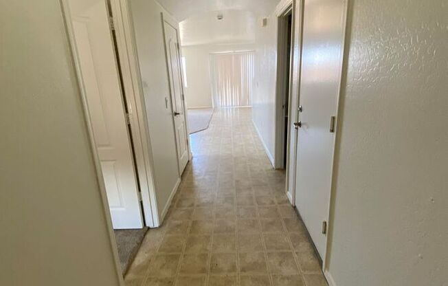 4850 N 113 DR