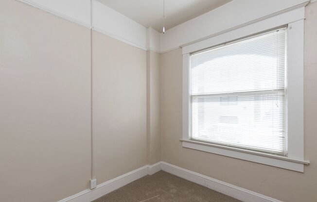 KINGSBURY APARTMENTS (KING01)