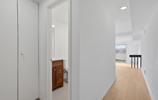 1 bed, 1 bath, 590 sqft, $1,395, Unit 315