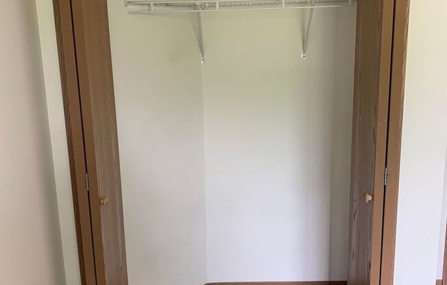 2 beds, 2 baths, $1,075, Unit 1736-203