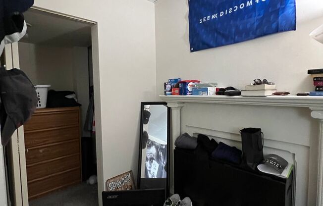 1 bed, 1 bath, 450 sqft, $1,295, Unit 204