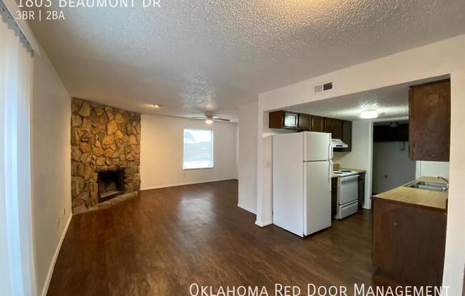 1803 BEAUMONT DR