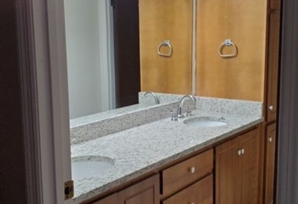 1711 Delhi Drive Opelika, AL 36801