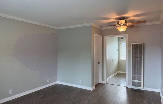 Studio, 1 bath, 386 sqft, $1,880, Unit 0161