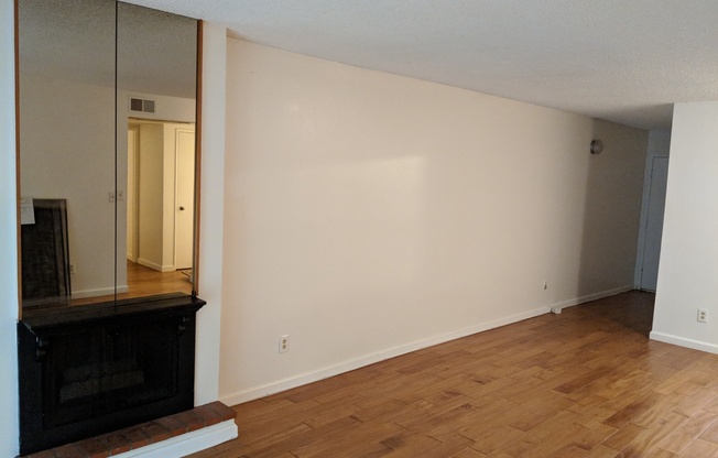 Great Condo in WeHo for Rent