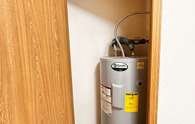 1 bed, 1 bath, 660 sqft, $1,250, Unit H - 074