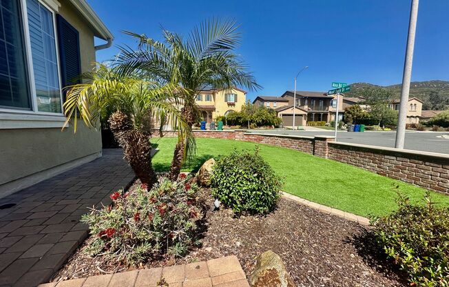 Corner lot Executive home near everything!