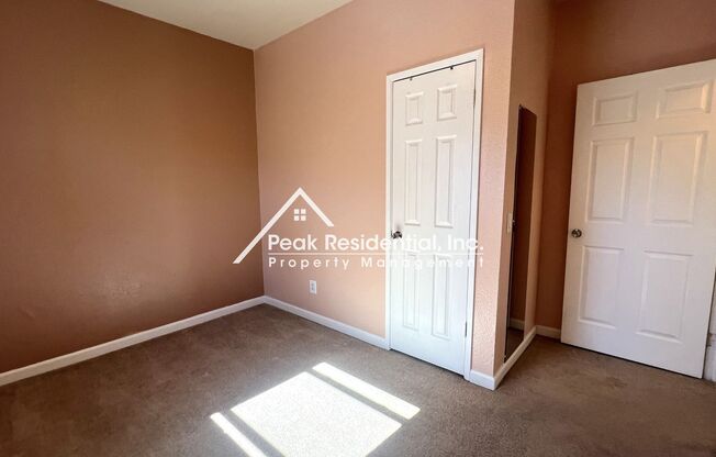 3 beds, 1.5 baths, $2,795