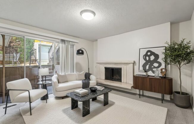 2 beds, 1.5 baths, 1,050 sqft, $1,185, Unit 79