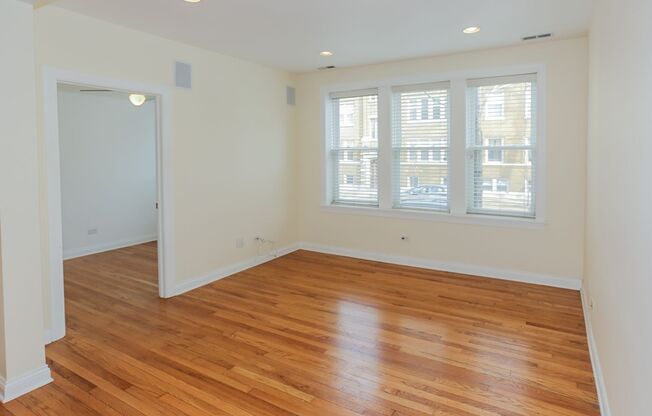 2 beds, 1 bath, 753 sqft, $2,650, Unit 3804M-1