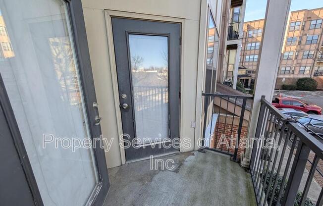 898 OAK ST