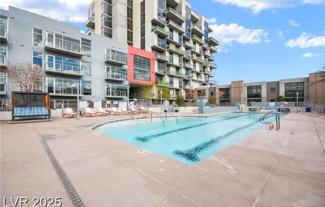 1 bed, 2 baths, $2,977, Unit Juhl Highrise