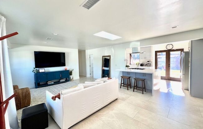 Beautiful Clairemont Home