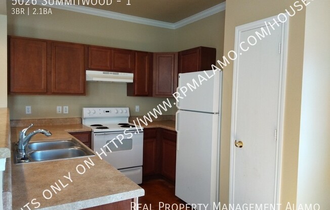 5026 Summitwood