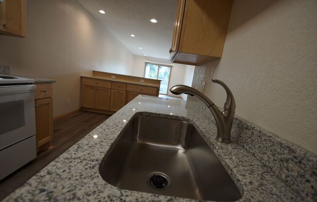 1 bed, 1 bath, 780 sqft, $1,448, Unit 414