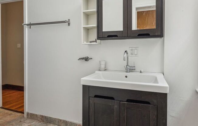 5 beds, 4.5 baths, 1,500 sqft, $3,600, Unit 3414 - A