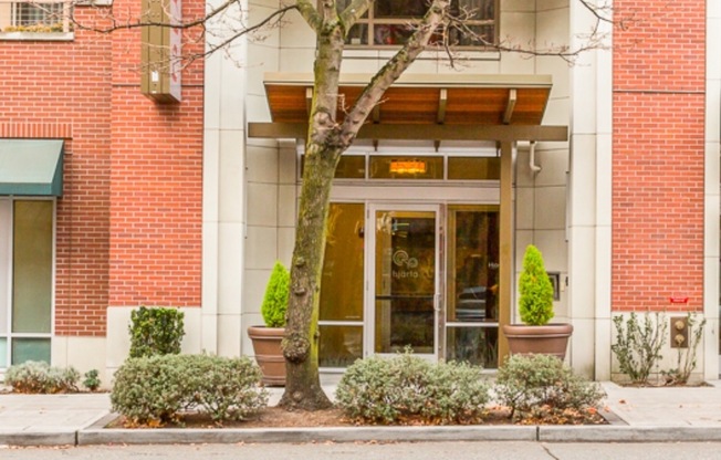 Modern Ballard Penthouse  2 Bedroom Condo